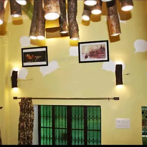  Ostello Monalisa India