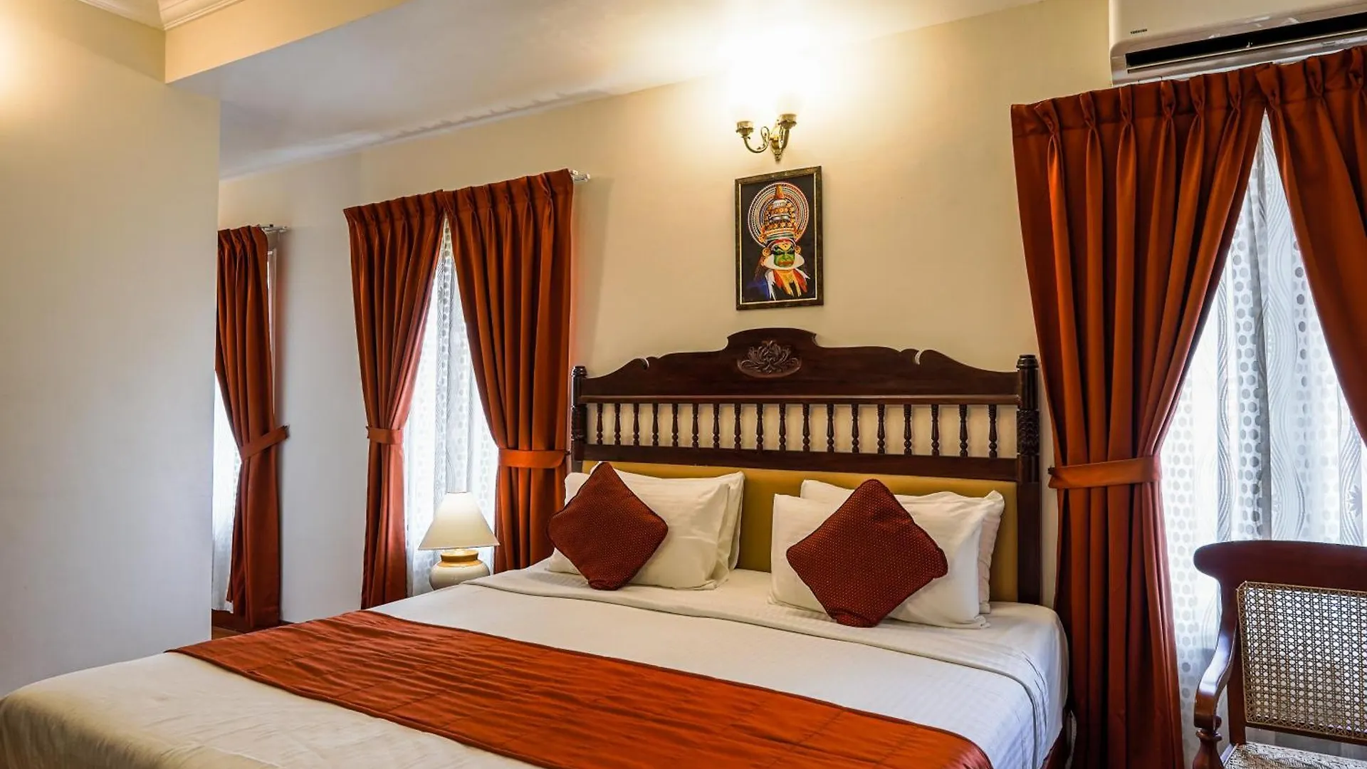 Hotel Arches Kochi 3*,  India