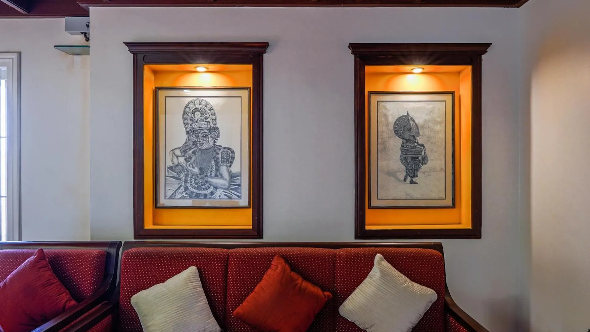 Hotel Arches Kochi 3*,  India